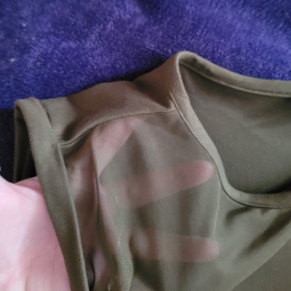 Tshirt - Picture 3 of 4